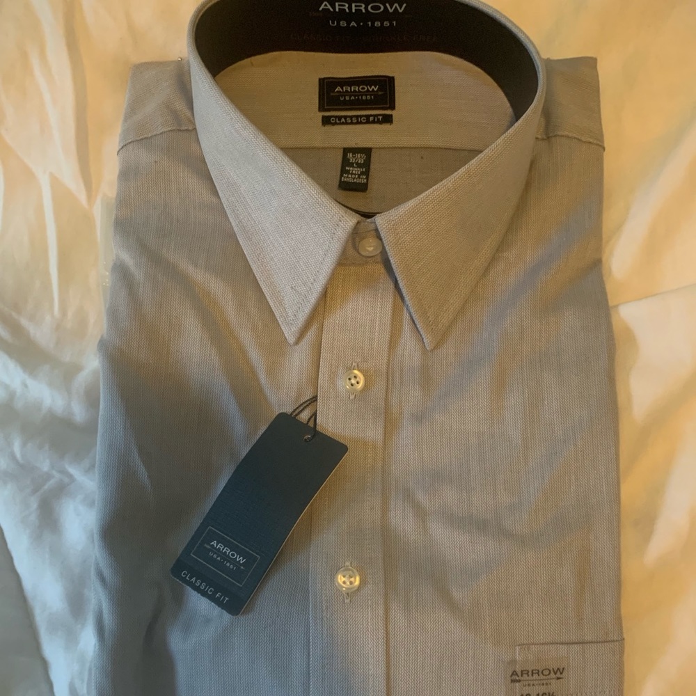 Men’s formal button down shirt